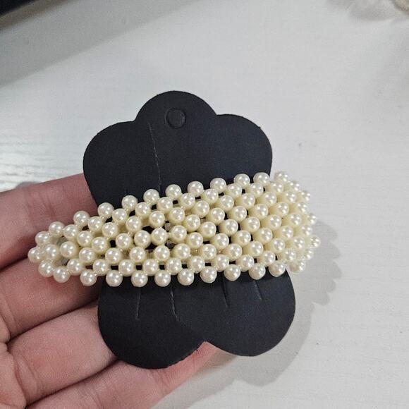 Classic Coquette Preppy White Faux Pearl Geometric Rectangle Hair Clip Barette - Picture 3 of 5